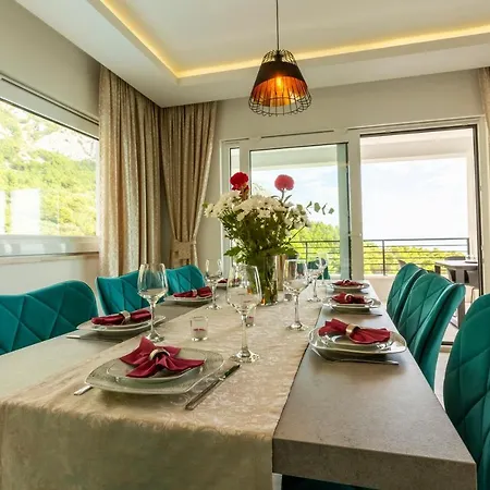 Romance Villa Makarska