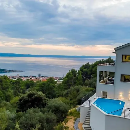 Romance * Makarska