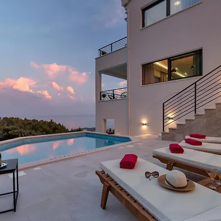 Romance Villa Makarska